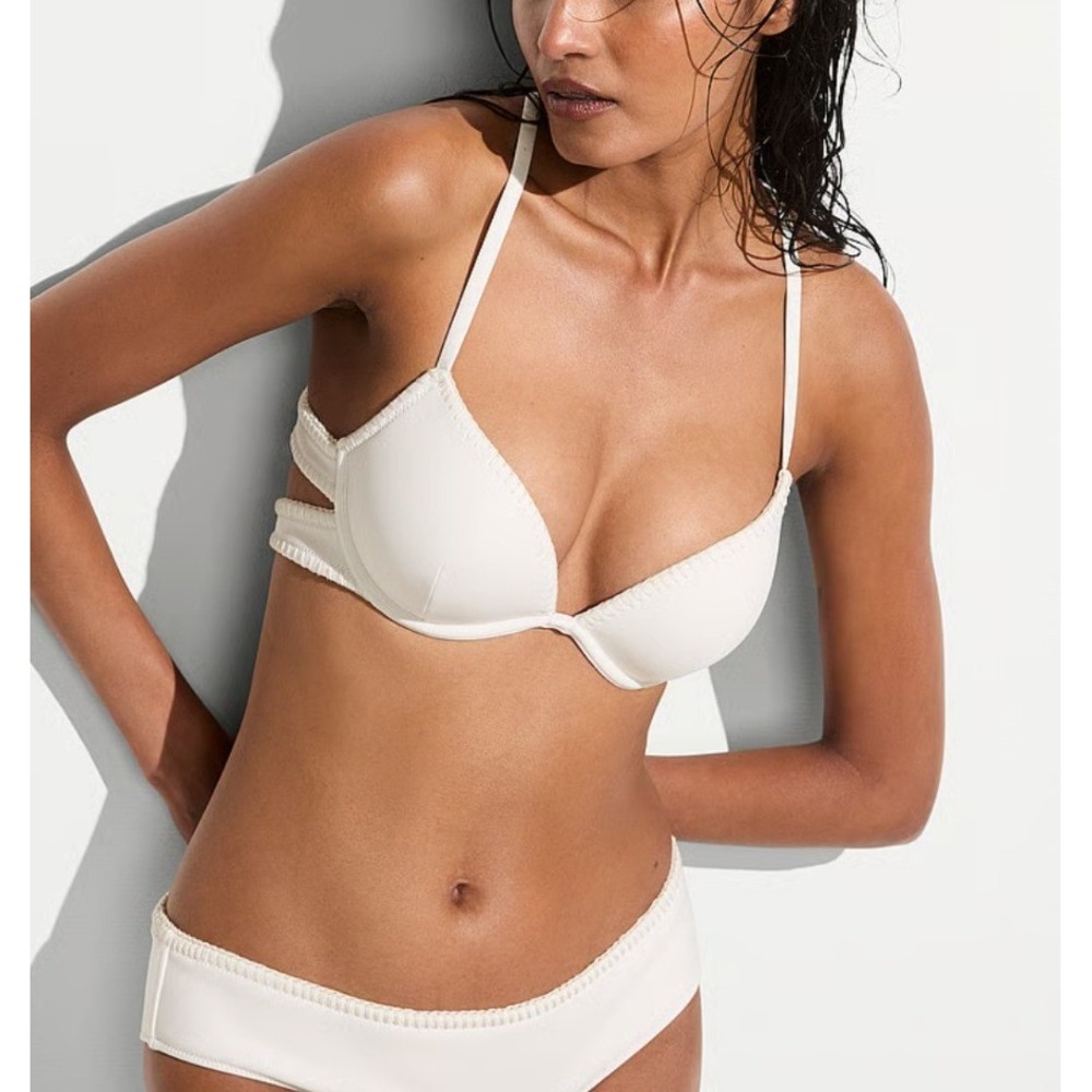 NWT Victoria's Secret VS Archives Crochet Scuba Halter Bralette Bikini Top L